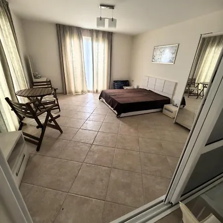 Dl Apartahotel *