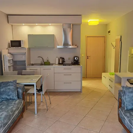 Dl Apartahotel *