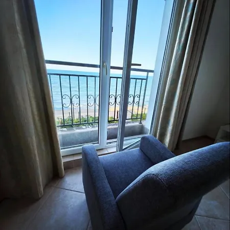 Dl Apartahotel *